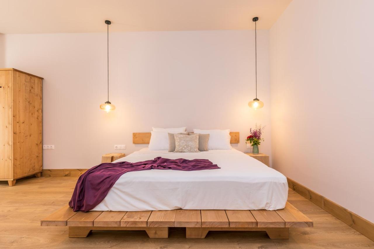 Luna Inn B&B Faiakes Extérieur photo
