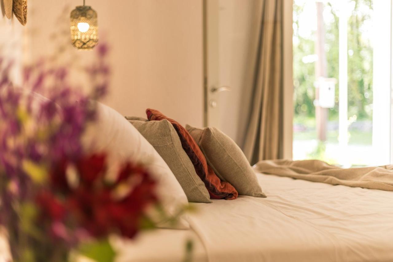 Luna Inn B&B Faiakes Extérieur photo